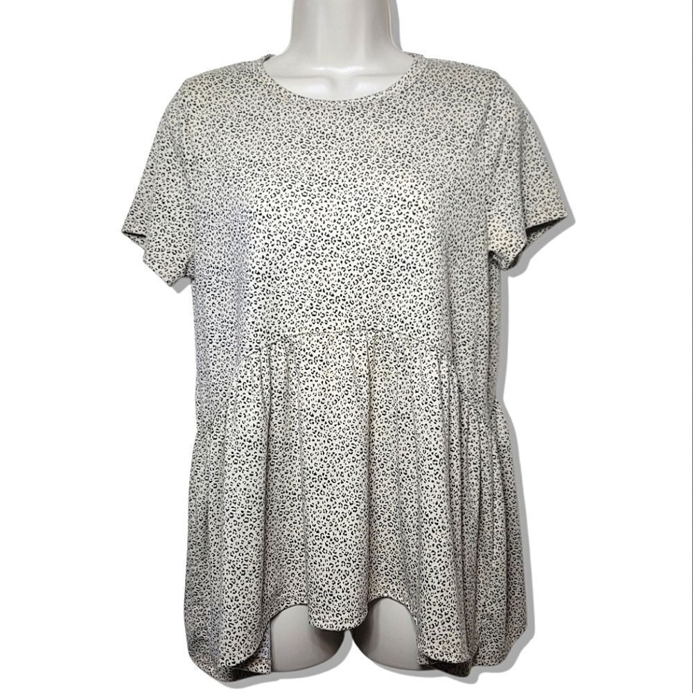 Gaze Leopard Print Cream Short Sleeve Ruffled Peplum Scoop Neck Blouse Top